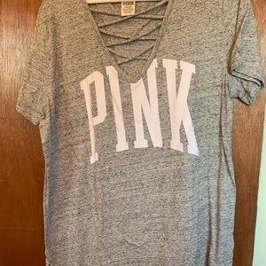 HOLD - VS PINK lace up tee